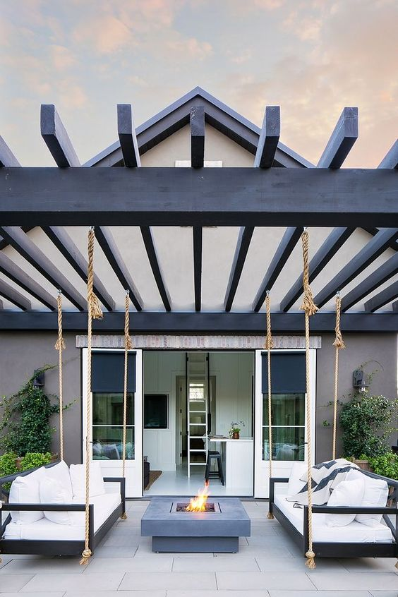 Aluminum decorative fence installation Coral Springs FL